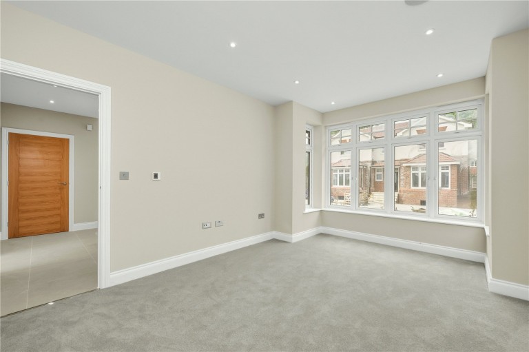Images for Beverley Close, Weybridge