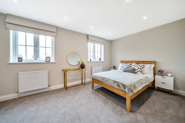 Images for Beverley Close, Weybridge