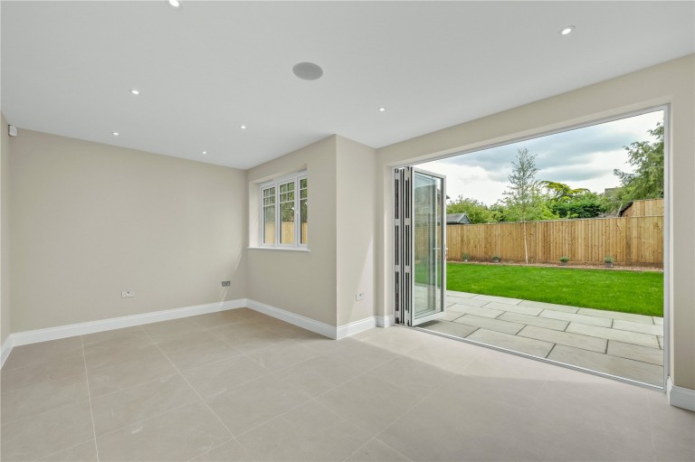Images for Beverley Close, Weybridge