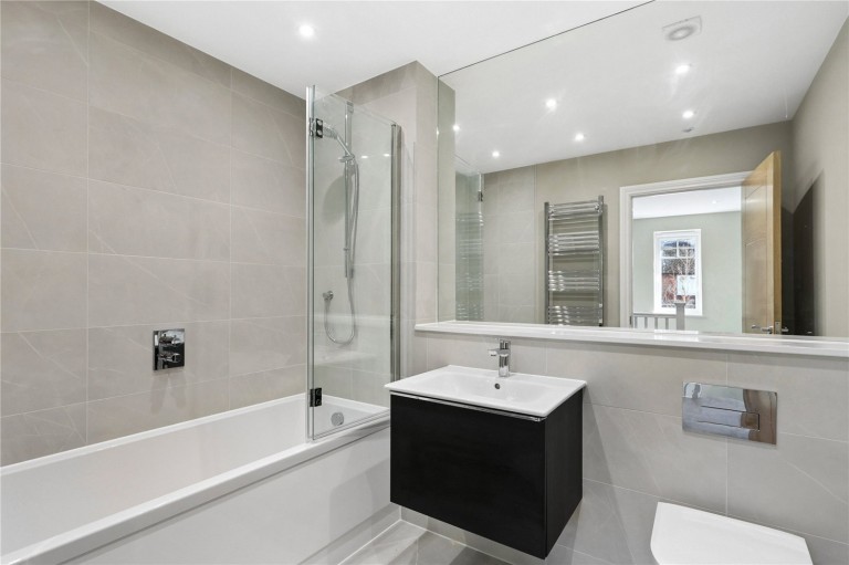 Images for Beverley Close, Weybridge