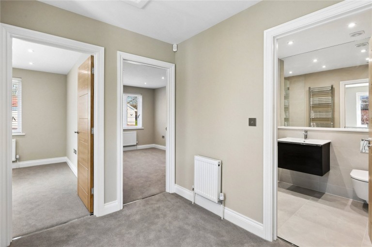 Images for Beverley Close, Weybridge