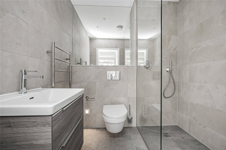 Images for Woodfield Gardens, New Malden