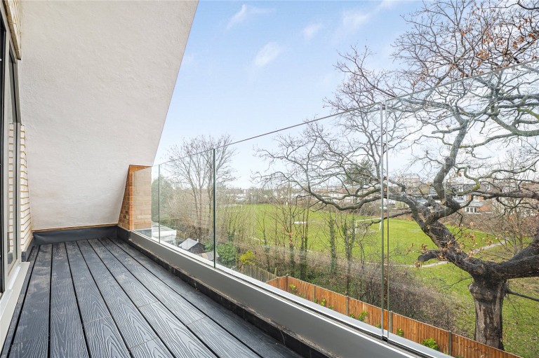 Images for Woodfield Gardens, New Malden