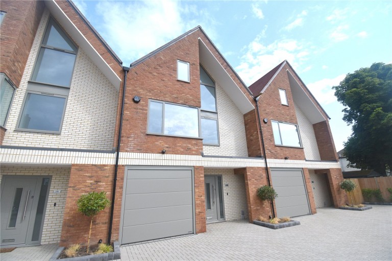 Images for Woodfield Gardens, New Malden