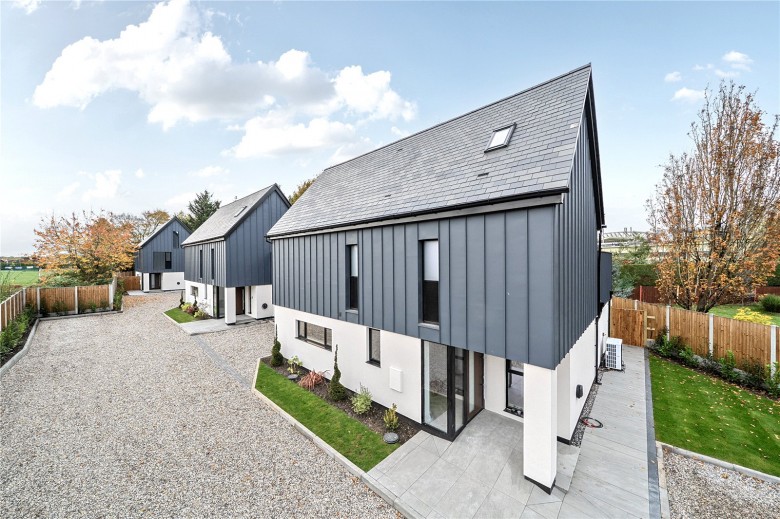 Click the photo for more details of Kingfield Green, Woking