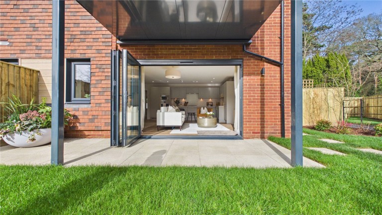 Images for Shores Road, Horsell