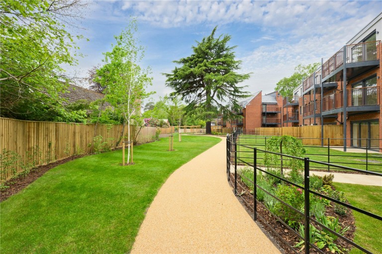 Images for Shores Road, Horsell