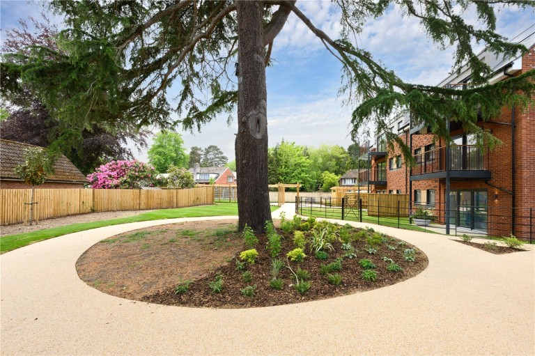 Images for Shores Road, Horsell