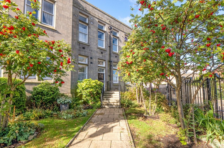 Click the photo for more details of Edinburgh, Midlothian