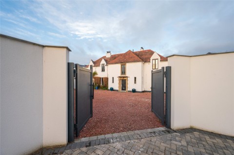 Click the photo for more details of Longniddry, East Lothian