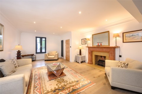 Click the photo for more details of Longniddry, East Lothian