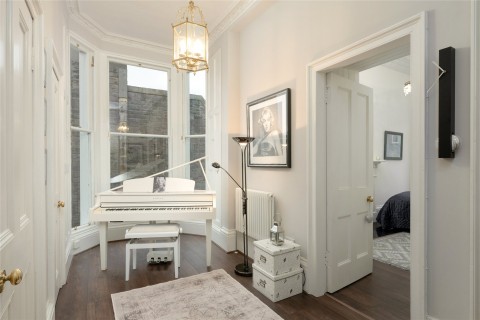 Click the photo for more details of Edinburgh