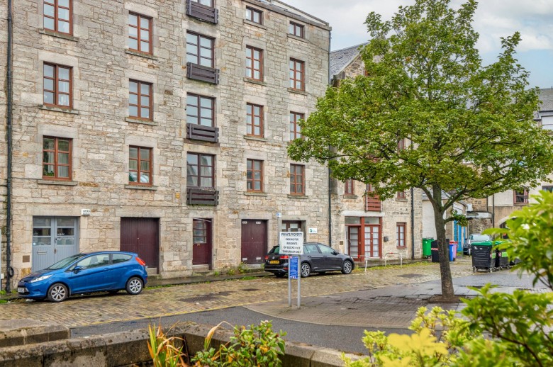 Click the photo for more details of Leith, Edinburgh
