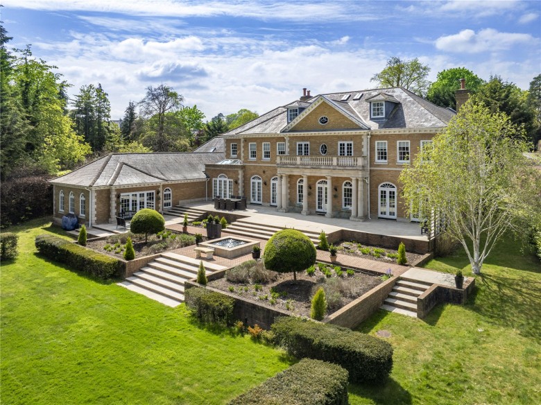 Click the photo for more details of Broomfield Ride, Oxshott, KT22