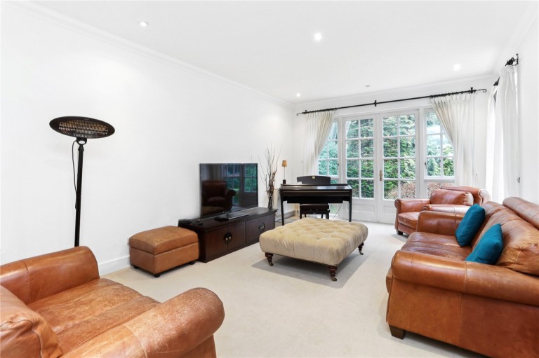 Images for Albany Close, Blackhills, Esher