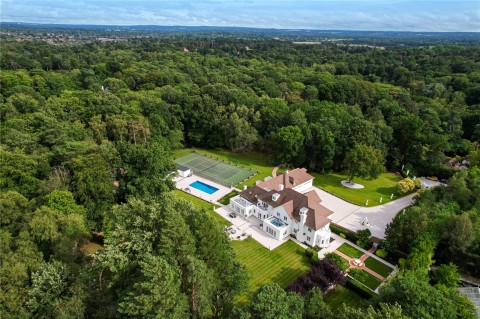 Click the photo for more details of Byfleet Road, Cobham, Surrey