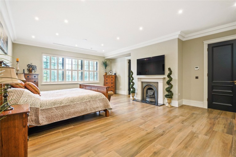 Images for Meadway, Esher