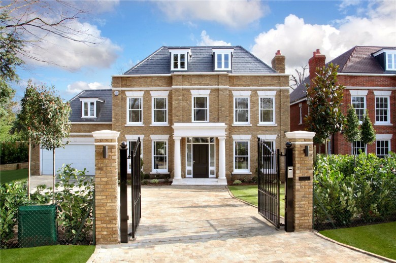 Click the photo for more details of Weybridge Park, Weybridge, KT13