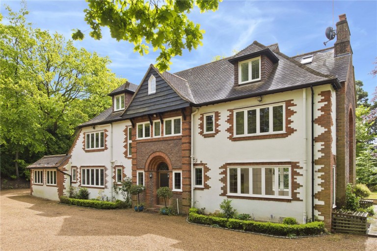 View Full Details for Cavendish Road, St George's Hill, Weybridge, KT13
