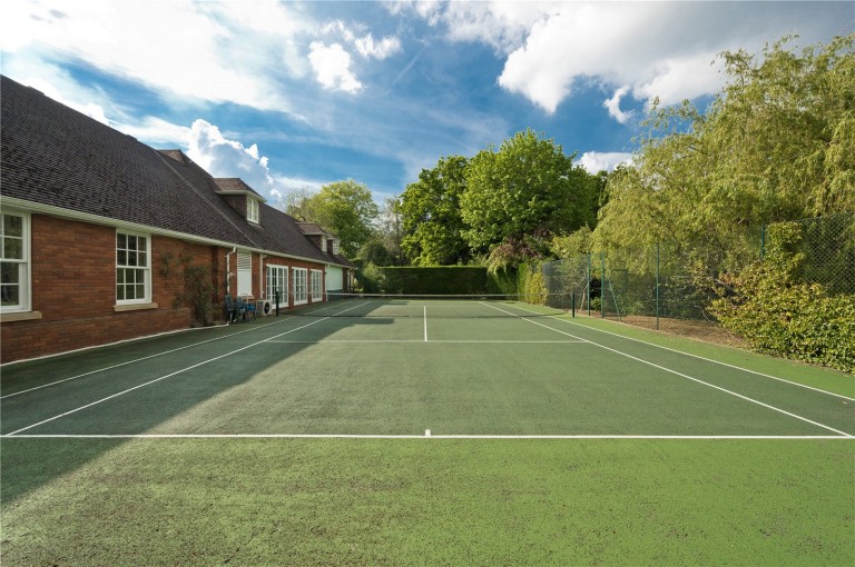 Images for East Road, St George's Hill, Surrey