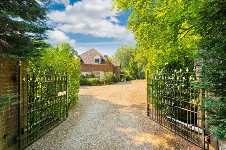 Images for Rodona Road, St George's Hill, Surrey