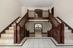 Images for Golf Club Road, St George's Hill, Surrey