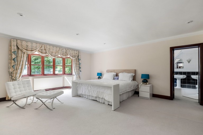 Images for Golf Club Road, St George's Hill, Surrey