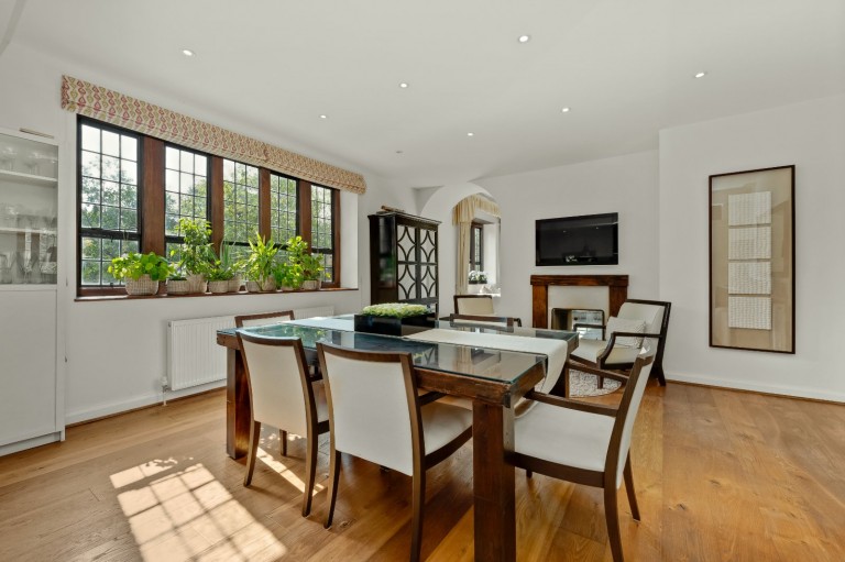 Images for Yaffle Road, St George's Hill, Surrey