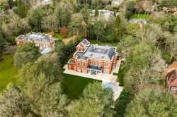 Images for East Road, St George's Hill, Surrey