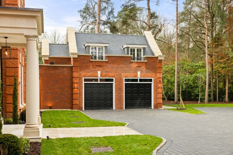 Images for East Road, St George's Hill, Surrey