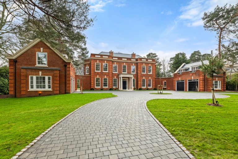 Images for East Road, St George's Hill, Surrey