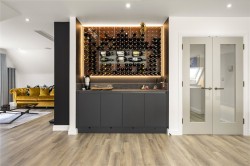 Images for White Lion Gate, Cobham, Surrey