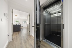 Images for White Lion Gate, Cobham, Surrey