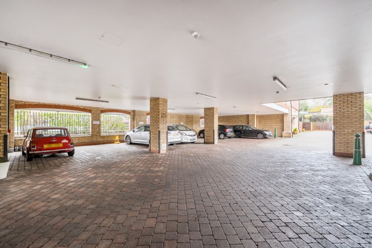 Images for Oatlands Drive, Weybridge, Surrey