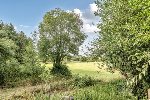 Click the photo for more details of Wey Meadow Close, Farnham, Surrey