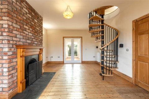 Click the photo for more details of The Bird Cage, Knowe Head, Cornhill On Tweed, Northumberland