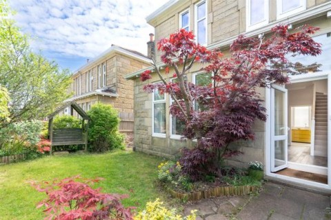 Click the photo for more details of Munro Road, Jordanhill, Glasgow
