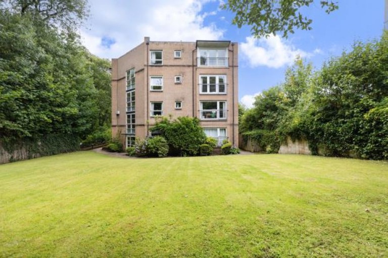 Images for 2/2, Dyce Lane, Partick, Glasgow