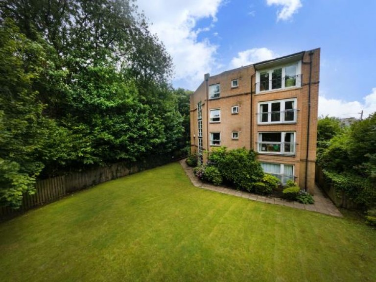 Images for 2/2, Dyce Lane, Partick, Glasgow