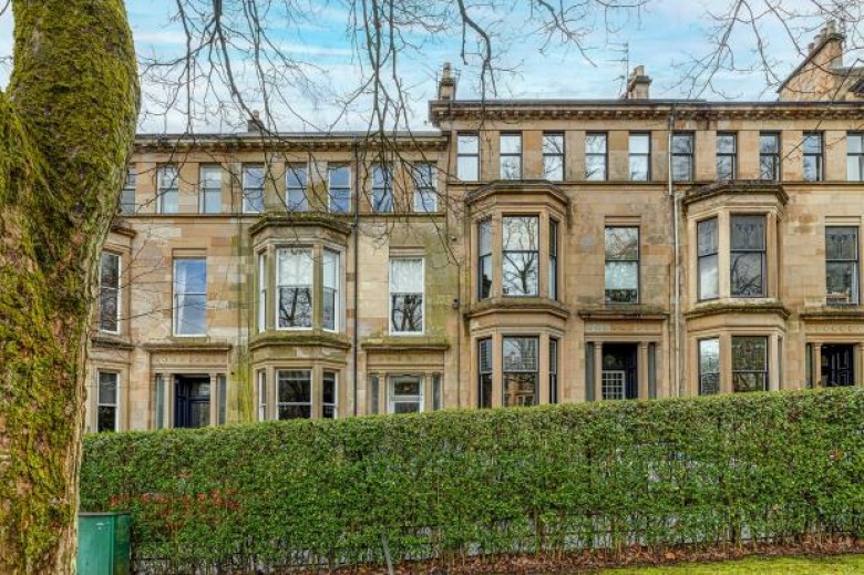 Click the photo for more details of Flat 5, Athole Gardens, Dowanhill, Glasgow