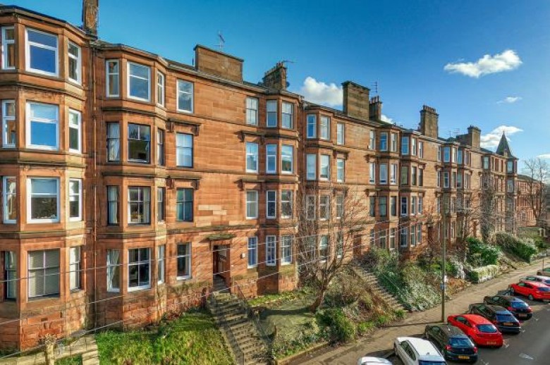 Click the photo for more details of 3/2, Airlie Street, Hyndland, Glasgow