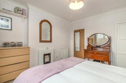 Images for 1/1, Thornwood Place, Thornwood, Glasgow