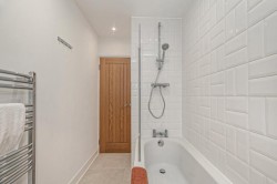 Images for 1/1, Thornwood Place, Thornwood, Glasgow