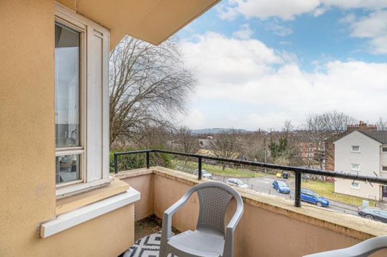 Images for 1/1, Thornwood Place, Thornwood, Glasgow