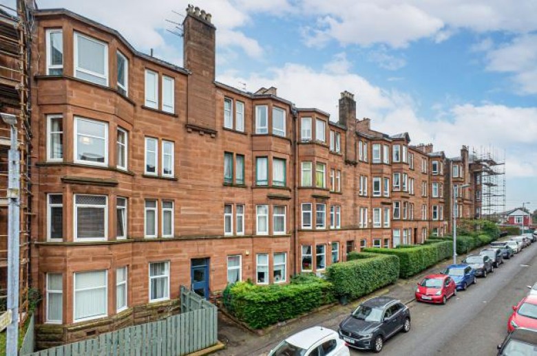 Click the photo for more details of Flat 2/2, Golfhill Drive, Dennistoun, Glasgow City