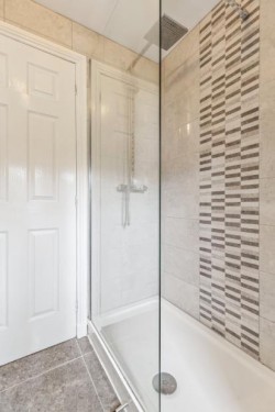 Images for Foinaven Drive, Thornliebank, Glasgow