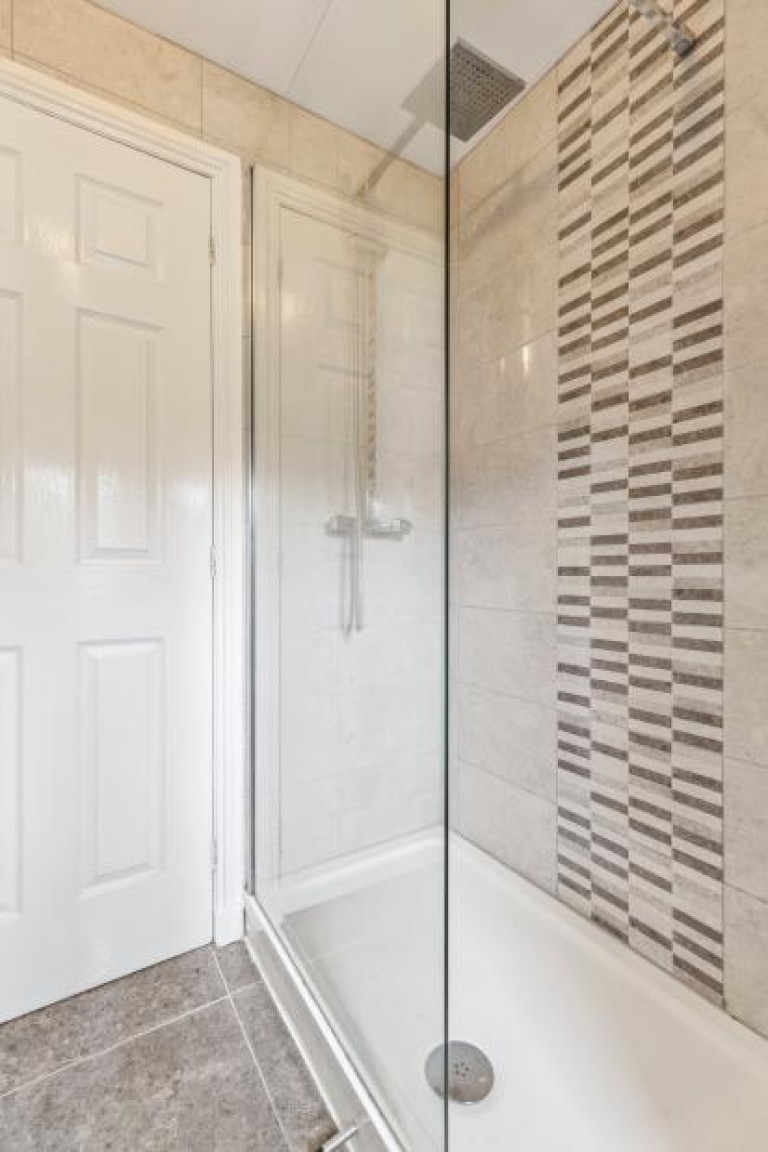 Images for Foinaven Drive, Thornliebank, Glasgow