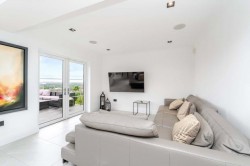 Images for Cathkin Gate, High Burnside, South Lanarkshire