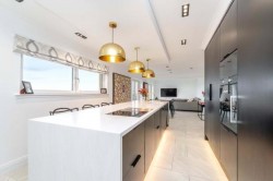 Images for Cathkin Gate, High Burnside, South Lanarkshire