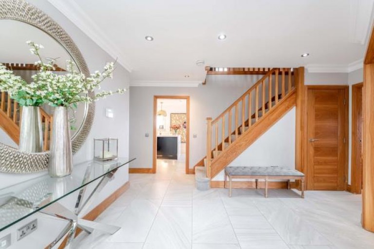 Images for Cathkin Gate, High Burnside, South Lanarkshire